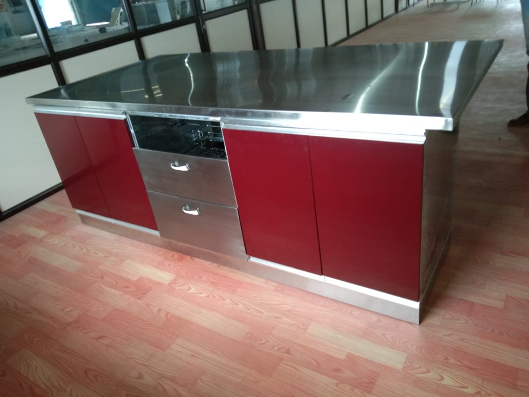 Karvi Interio Stainless Steel Kitchen