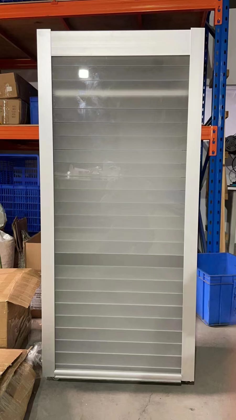 Repairable Glass Shutter Accessories for Semi-Tall Cabinets in Stainless Steel Kitchens