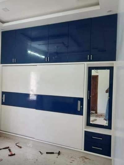 Luxury Sliding Door Floor-to-Ceiling Modular Wardrobes in Steel