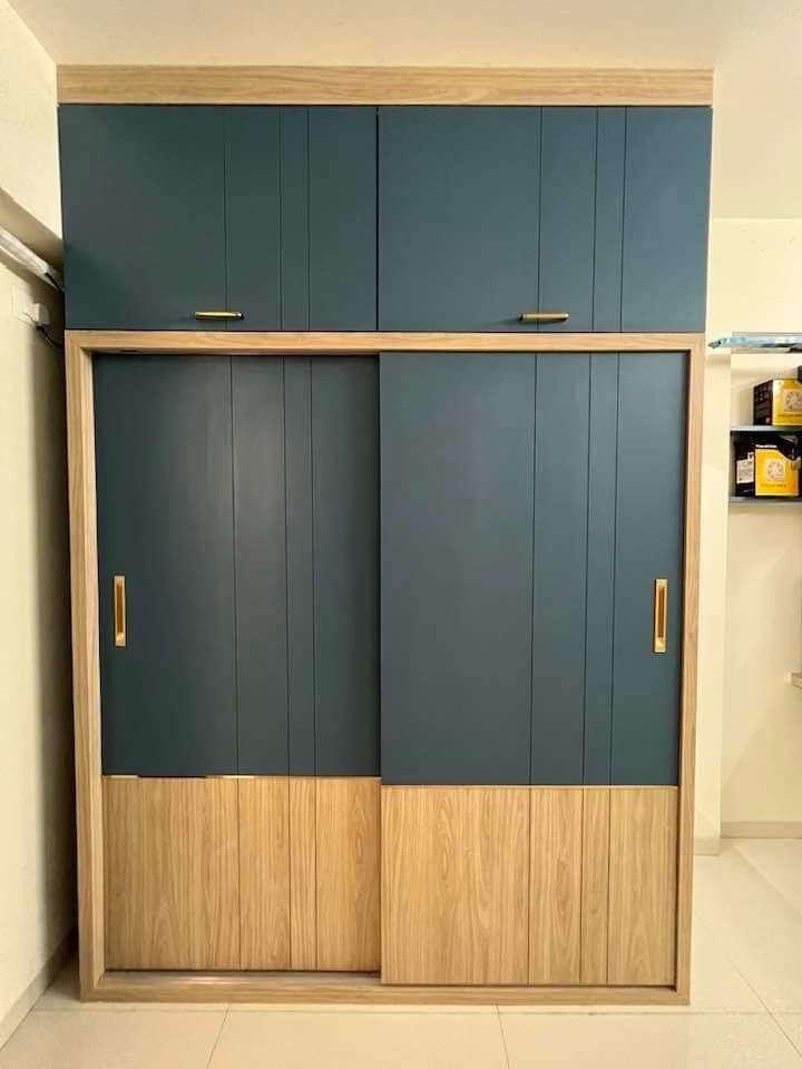 Made-to-Measure Sliding Wardrobe Doors